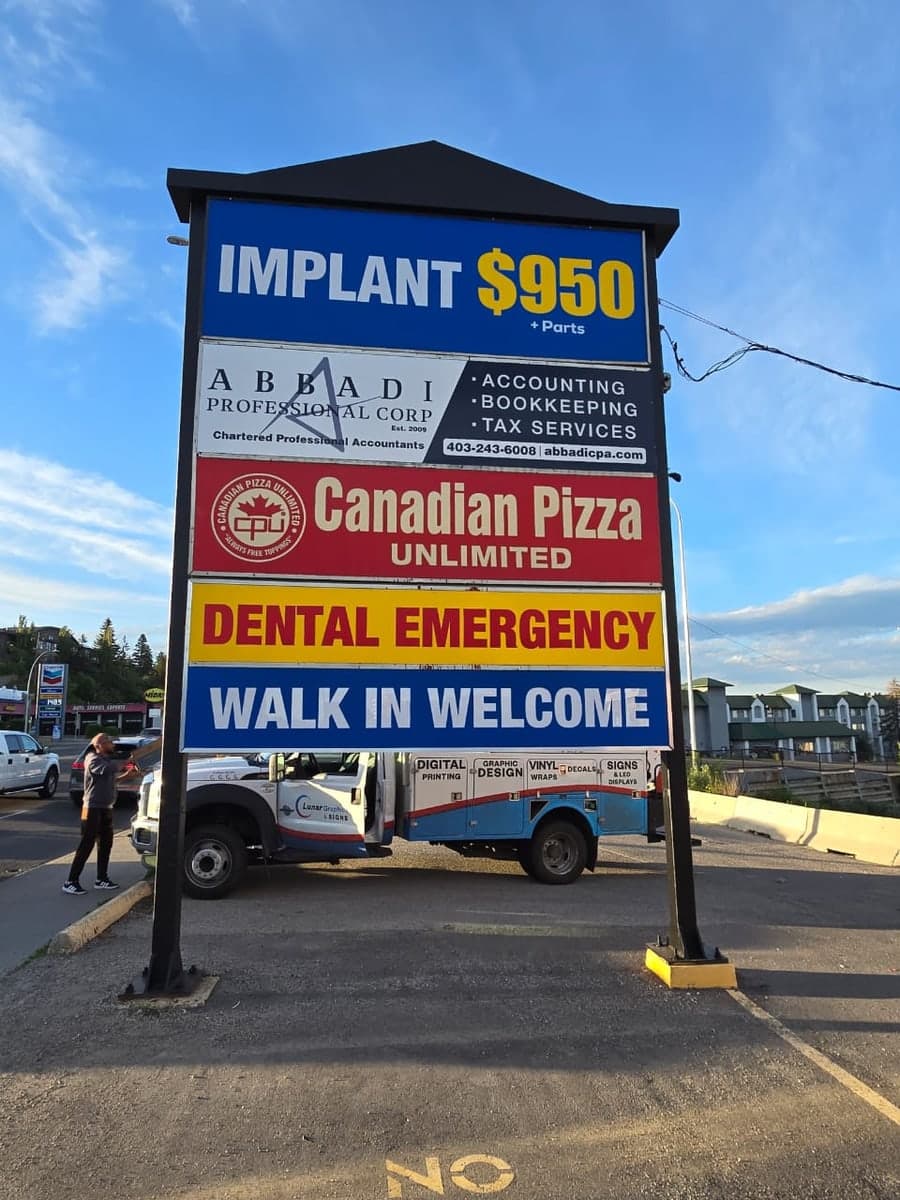 Lunar Graphics commercial pylon signage project in Calgary