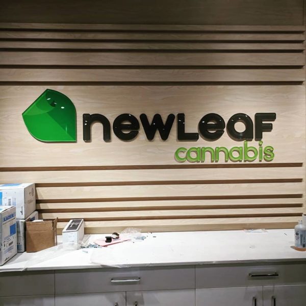 New leaf cannabis logo
